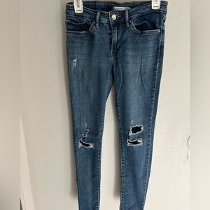 Low rise skinny jean